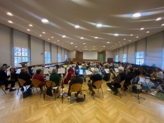 Toller Bläserworkshop mit Elliot Dushmann vom Posaunendienst der EKBO im Haus des Kirchenkreises. Foto: Jürgen Hahn