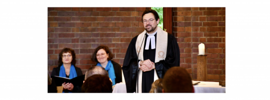 Evangelische Kirchengemeinde Lichtenberg: Herzlich willkommen Pfarrer Gideon Röder! Foto: Evangelische Kirchengemeinde Lichtenberg