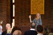 Evangelische Kirchengemeinde Lichtenberg: Herzlich willkommen Pfarrer Gideon Röder! Foto: Evangelische Kirchengemeinde Lichtenberg